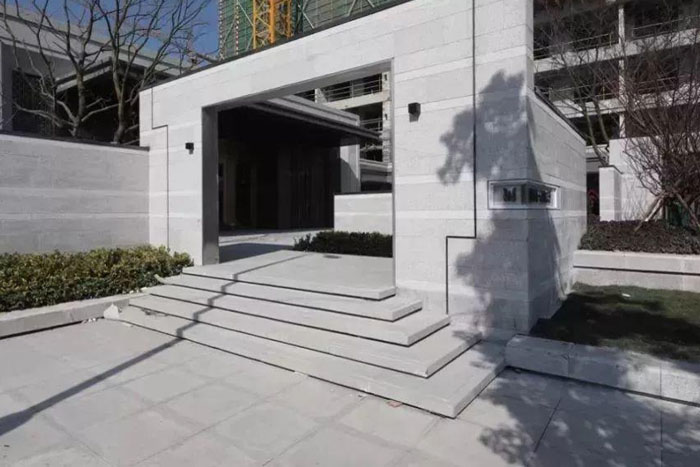 石材悬挂怎样预防锈黄呢?
???