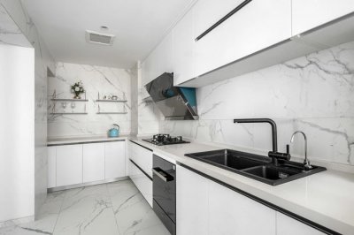 石材装修后期怎样牢靠柜门