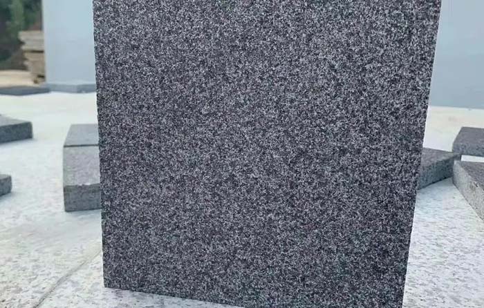 芝麻黑石材施工历程常见的问题有哪些?